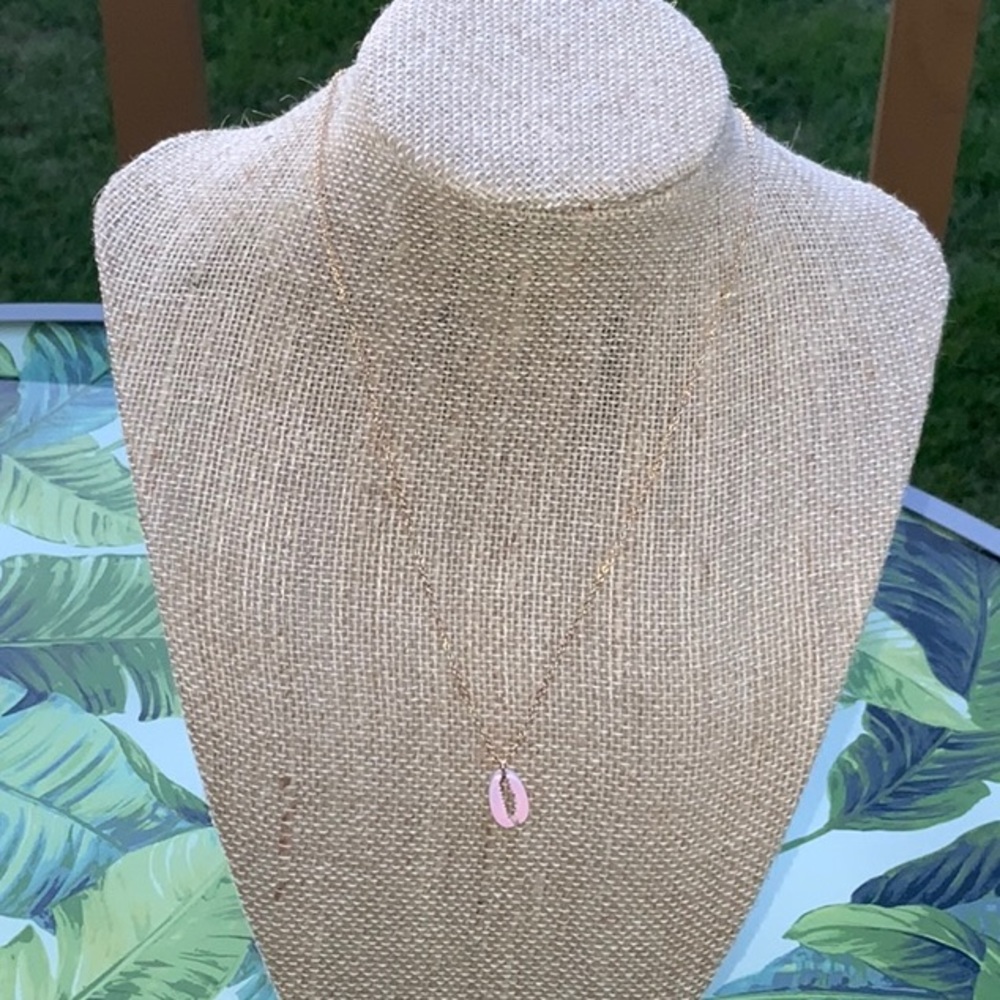 Pink seashell necklace
